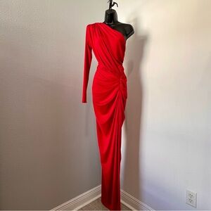 Red Hot One Shoulder Gown 🍒